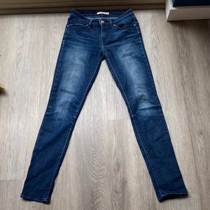 SIZE 26 | 711 LEVI SKINNY JEANS - DARK WASH